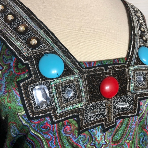 Paisley V Neck Dress with Jewel Details - Picture 7 of 12